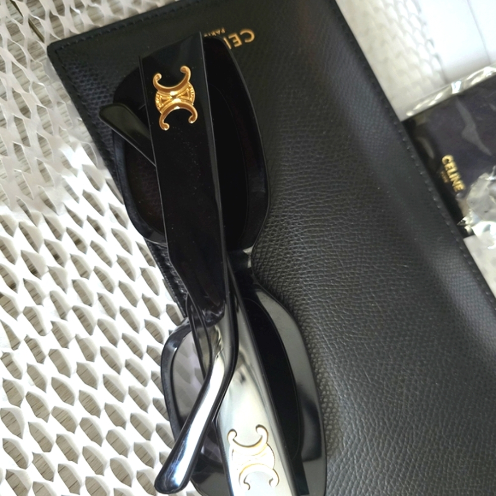 Celine Triomphe Sunglasses - Picture 7 of 8